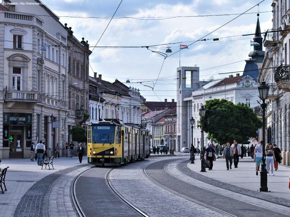 Smart Szallas Apartman Miskolc Exterior foto